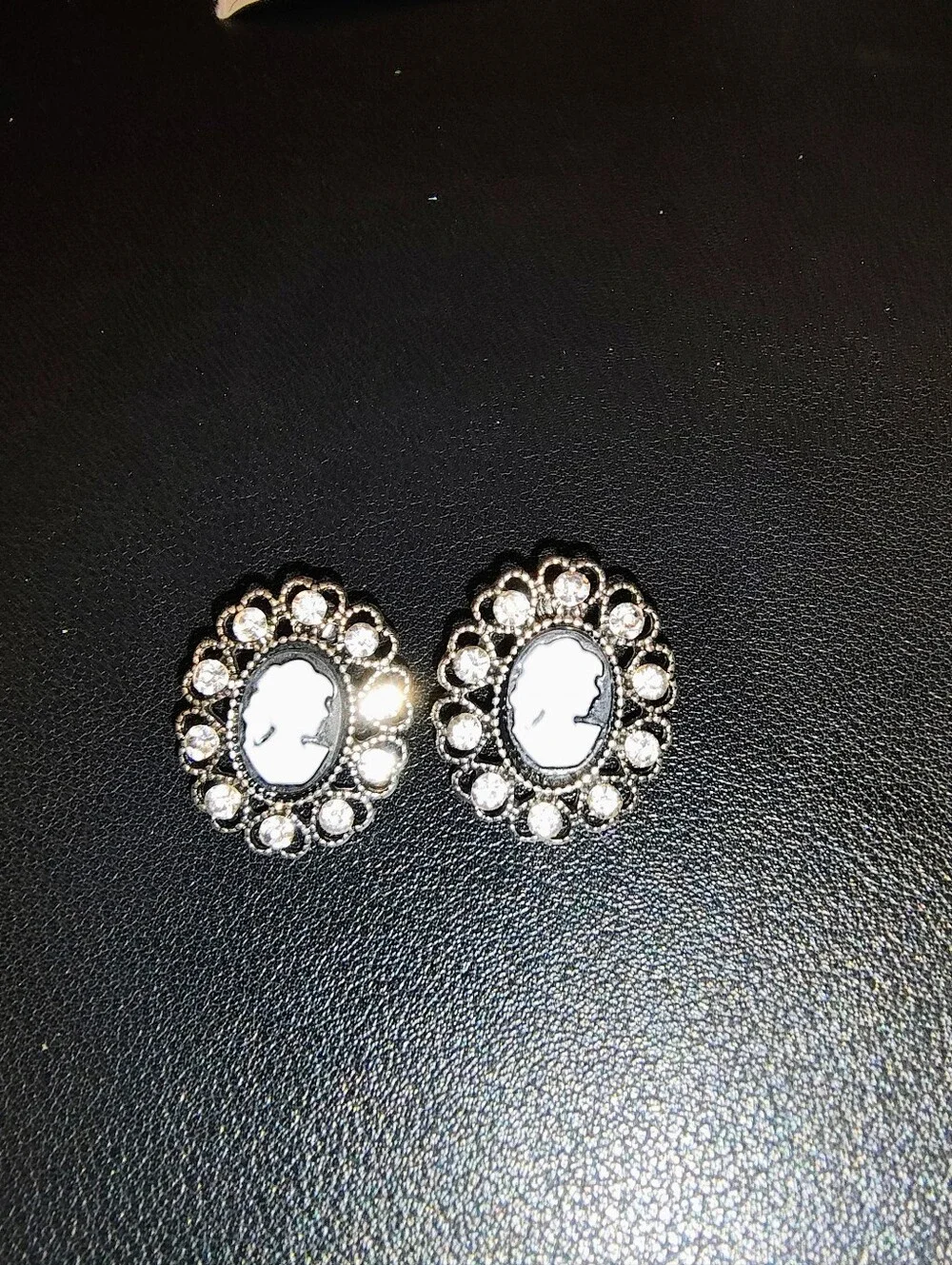 Vintage-Inspired Black & White Cameo Crystal Stud Earrings